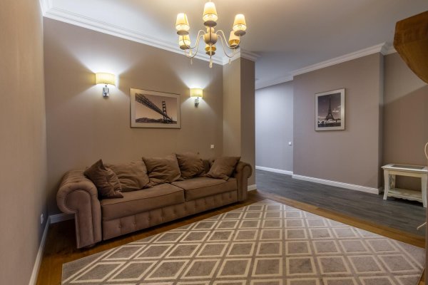 1-комнатная квартира по адресу Грибоедова ул., д. 11 - фото 1