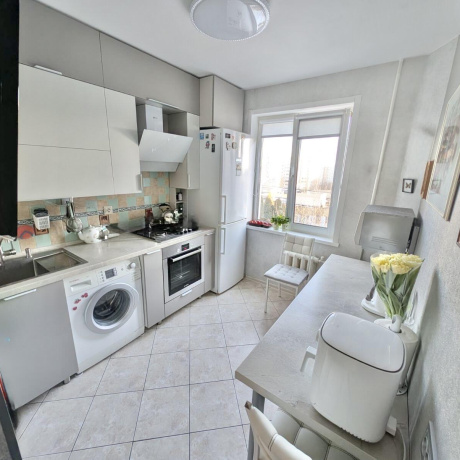 Фотография 1-комнатная квартира по адресу Космонавтов ул., д. 37 - фото 1