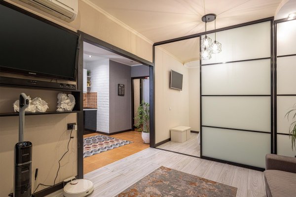 2-комнатная квартира по адресу Дзержинского просп., д. 131 - фото 1