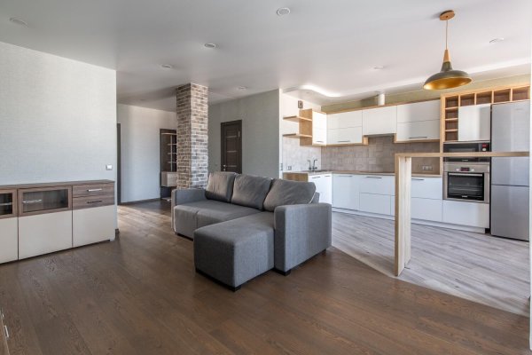 2-комнатная квартира по адресу Дзержинского просп., д. 15 - фото 1