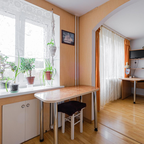 Фотография 2-комнатная квартира по адресу Карвата ул., д. 64 - фото 1