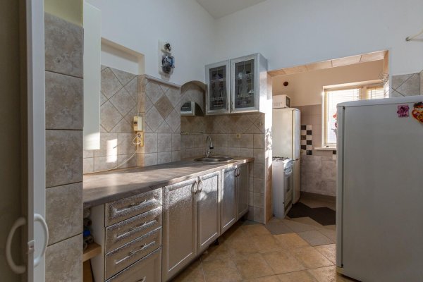 2-комнатная квартира по адресу Кольцова ул., д. 125 - фото 1