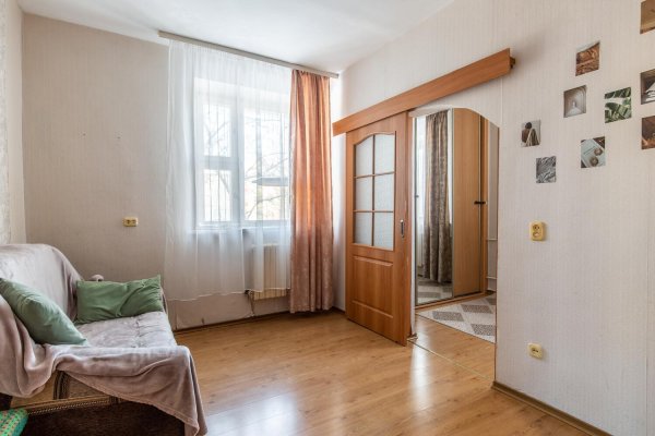 2-комнатная квартира по адресу Восточная ул., д. 188 - фото 1