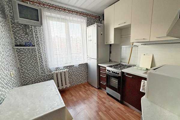 2-комнатная квартира по адресу Жуковского ул., д. 9 к. 1 - фото 1