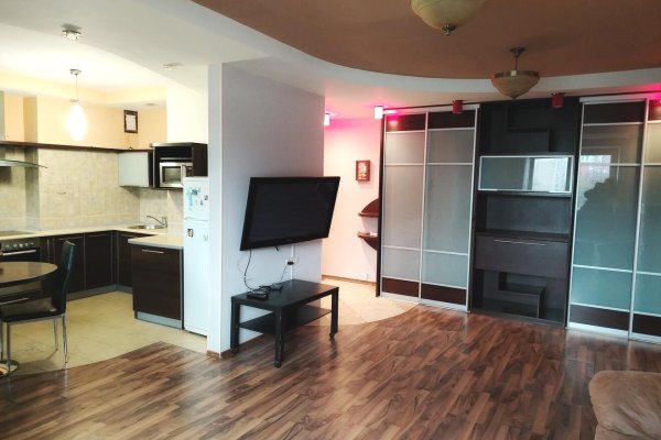 3-комнатная квартира по адресу Фабричная ул., д. 30 - фото 1