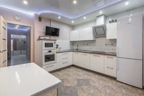 3-комнатная квартира по адресу Карского ул., д. 4 - фото 1