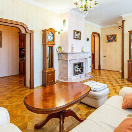 Фотография 3-комнатная квартира по адресу Кольцова 4-й пер., д. 10 - фото 1