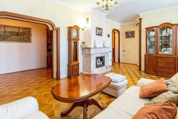 3-комнатная квартира по адресу Кольцова 4-й пер., д. 10 - фото 1