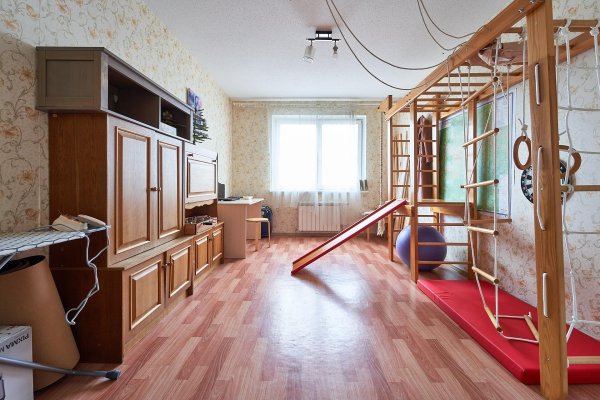 3-комнатная квартира по адресу Крупской ул., д. 15 - фото 1