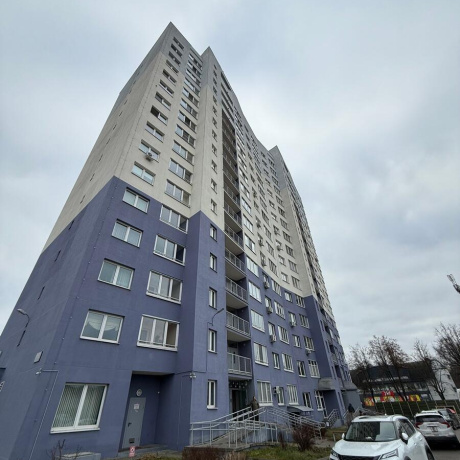 Фотография 3-комнатная квартира по адресу Кутузова ул., д. 1 - фото 1