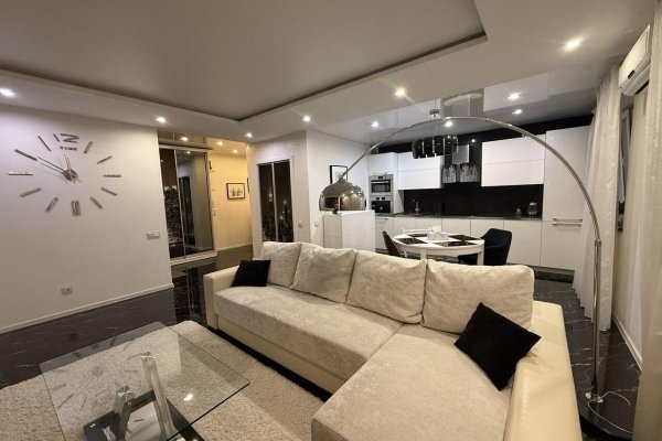 3-комнатная квартира по адресу Матусевича ул., д. 64 - фото 1