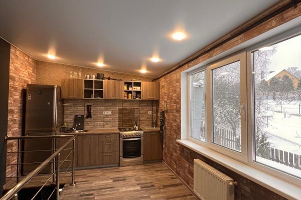 3-комнатная квартира по адресу Октябрьская ул., д. 72 - фото 1