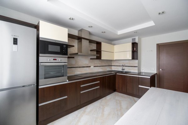 3-комнатная квартира по адресу Притыцкого ул., д. 49 - фото 1