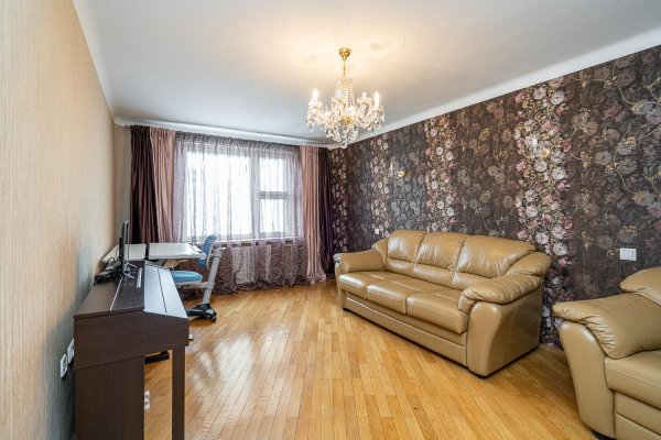 3-комнатная квартира по адресу Скрипникова ул., д. 29 - фото 1