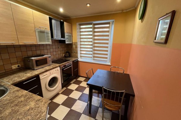 3-комнатная квартира по адресу Тимошенко ул., д. 24 к. 1 - фото 1