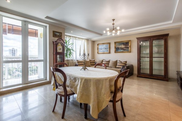 3-комнатная квартира по адресу Тургенева ул., д. 5 - фото 1