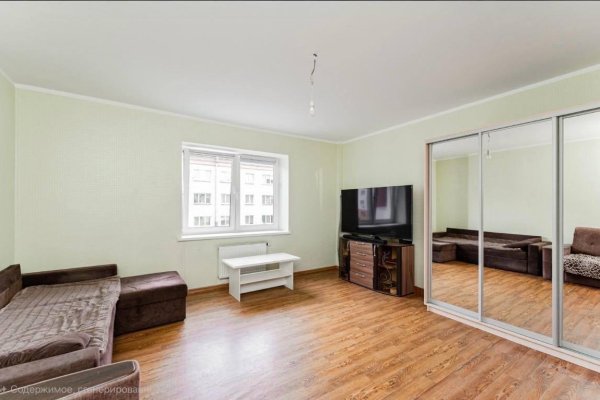 4-комнатная квартира по адресу Дзержинского просп., д. 20 - фото 1