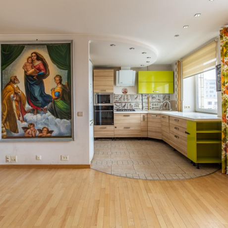 Фотография 4-комнатная квартира по адресу Кольцова ул., д. 32 - фото 1