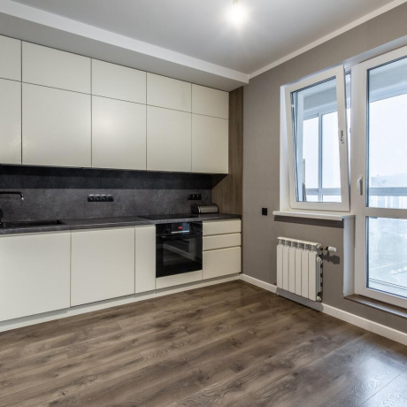 Фотография 4-комнатная квартира по адресу Нарочанская ул., д. 4 - фото 1