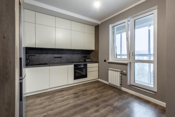 4-комнатная квартира по адресу Нарочанская ул., д. 4 - фото 1