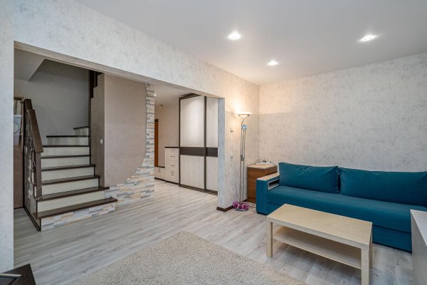 4-комнатная квартира по адресу Шаранговича ул., д. 63 к. 2 - фото 1