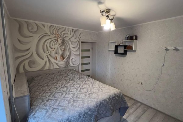4-комнатная квартира по адресу Воронянского ул., д. 50 к. 3 - фото 1