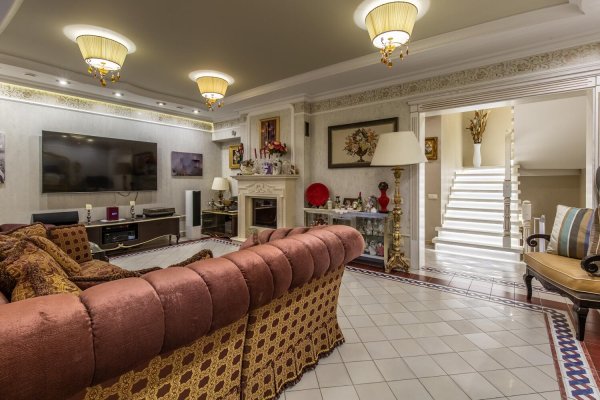 4-комнатная квартира по адресу Баторинский пер., д. 6 - фото 4