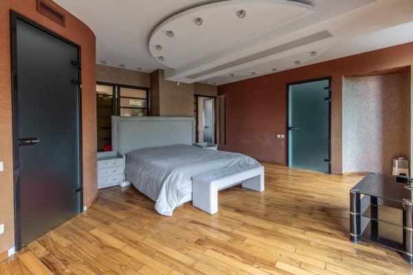 2-комнатная квартира по адресу Коммунистическая ул., д. 8 - фото 13