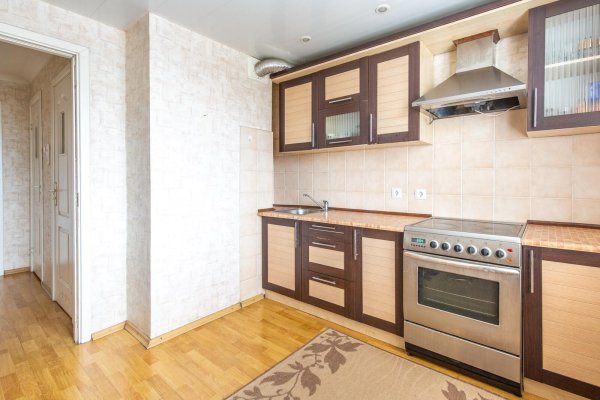 3-комнатная квартира по адресу Алтайская ул., д. 166 к. 2 - фото 7