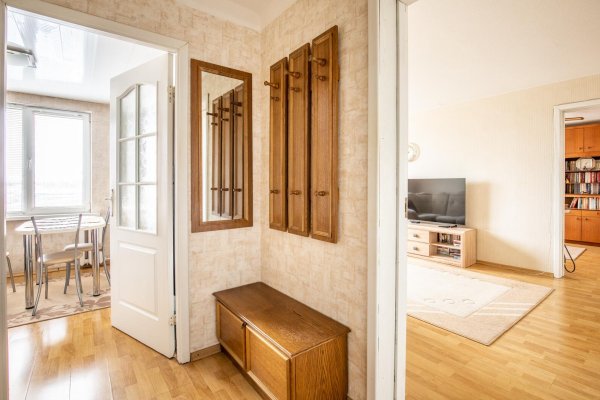 3-комнатная квартира по адресу Алтайская ул., д. 166 к. 2 - фото 4