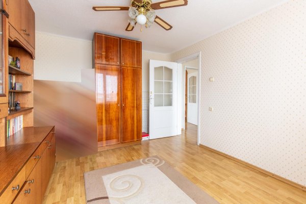 3-комнатная квартира по адресу Алтайская ул., д. 166 к. 2 - фото 15