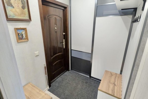 1-комнатная квартира по адресу Космонавтов ул., д. 37 - фото 8