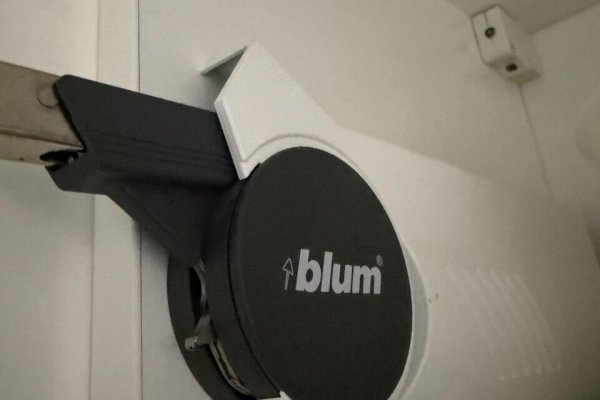 3-комнатная квартира по адресу Матусевича ул., д. 64 - фото 8