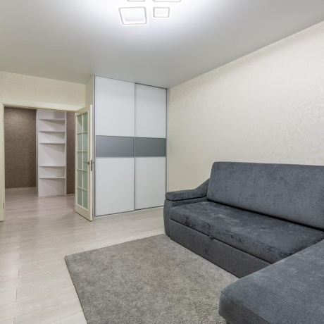 Фотография 2-комнатная квартира по адресу Основателей ул., д. 7 - фото 5