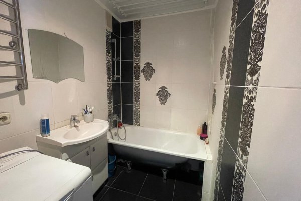 4-комнатная квартира по адресу Брыля ул., д. 24 - фото 7