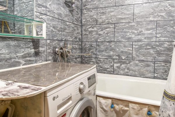 1-комнатная квартира по адресу Алтайская ул., д. 90 к. 1 - фото 9