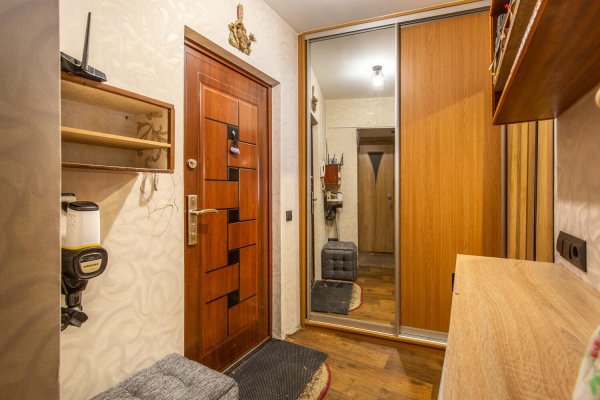 1-комнатная квартира по адресу Алтайская ул., д. 90 к. 1 - фото 13