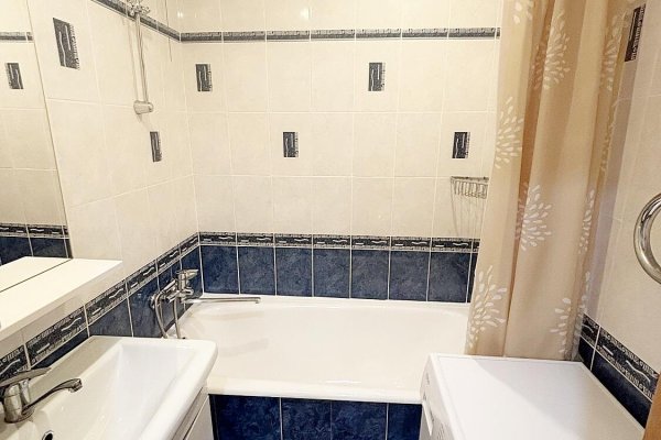 2-комнатная квартира по адресу Якубова ул., д. 66 к. 1 - фото 8