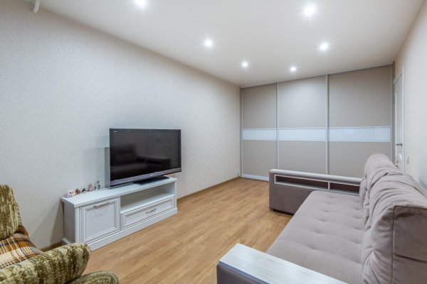 1-комнатная квартира по адресу Мирошниченко ул., д. 47 - фото 7