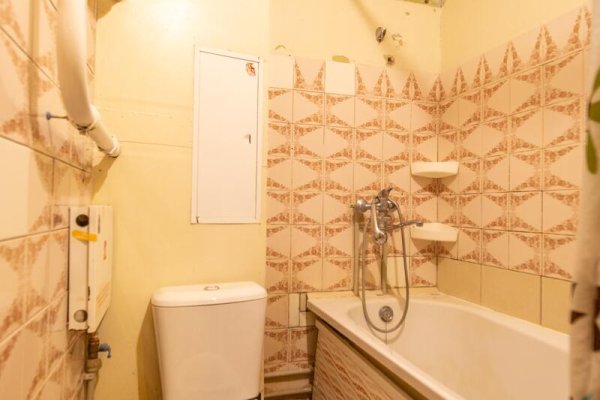 1-комнатная квартира по адресу Васнецова ул., д. 13 к. А - фото 9