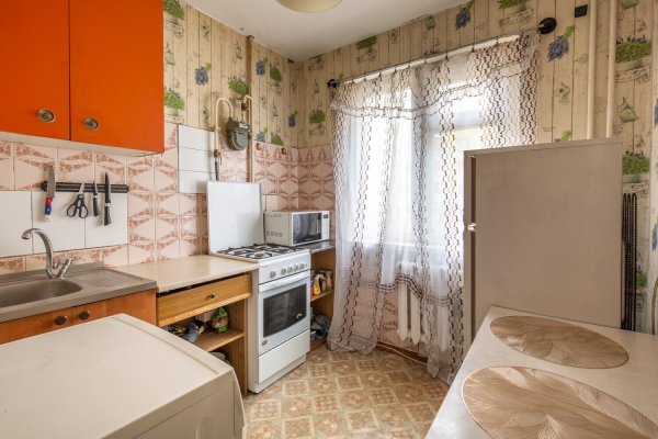 1-комнатная квартира по адресу Васнецова ул., д. 13 к. А - фото 5