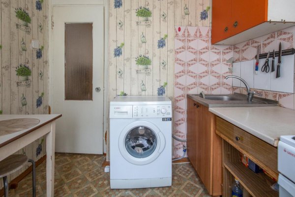 1-комнатная квартира по адресу Васнецова ул., д. 13 к. А - фото 8