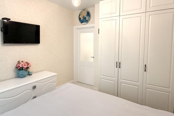 3-комнатная квартира по адресу Игоря Лученка ул., д. 13 - фото 14