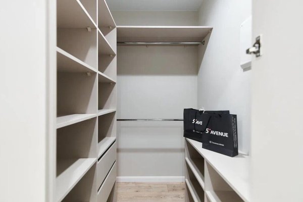 3-комнатная квартира по адресу Леонида Щемелёва ул., д. 28 - фото 17