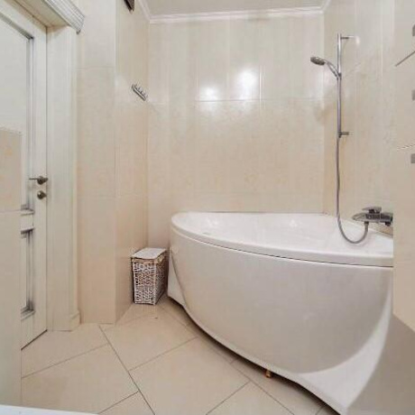 Фотография 3-комнатная квартира по адресу Пономарева ул., д. 11 к. б - фото 15