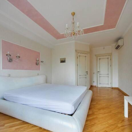 Фотография 3-комнатная квартира по адресу Пономарева ул., д. 11 к. б - фото 3