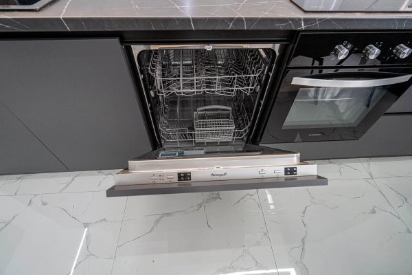 3-комнатная квартира по адресу Игоря Лученка ул., д. 11 - фото 8