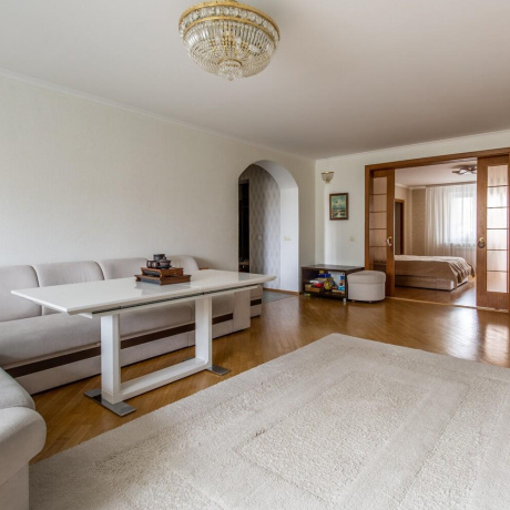 Фотография 4-комнатная квартира по адресу Пономаренко ул., д. 54 - фото 6