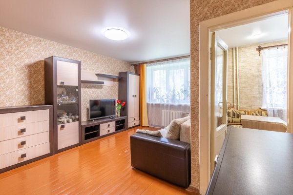 1-комнатная квартира по адресу Платонова ул., д. 33 к. 1 - фото 3