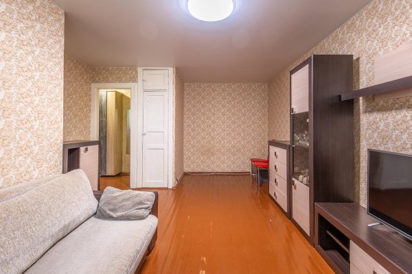 1-комнатная квартира по адресу Платонова ул., д. 33 к. 1 - фото 6